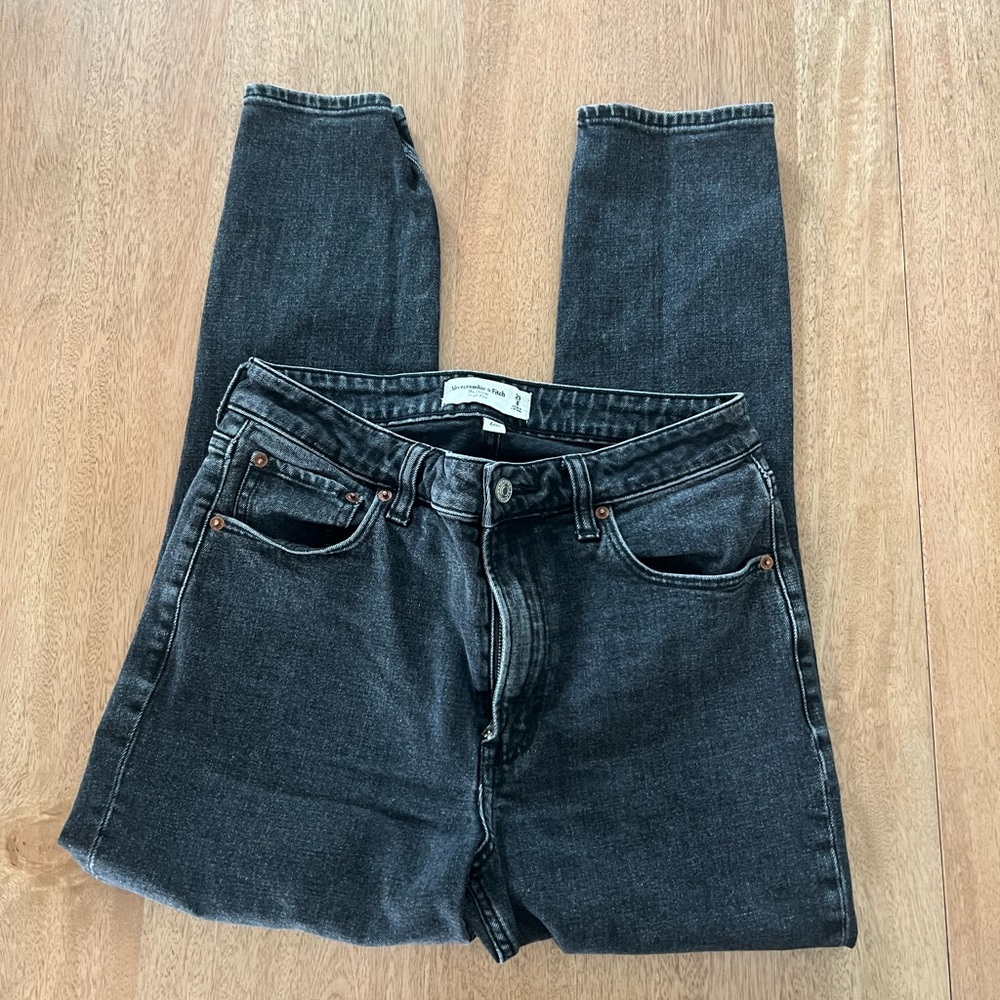 Abercrombie & Fitch High Rise Skinny Jeans Black Wash Size 28